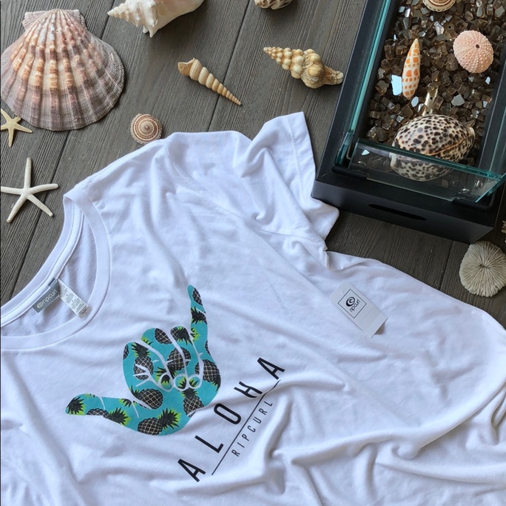 🌴💦RIP CURL- PINEAPPLE SHAKA TEE💦🌴 - Picture 2 of 5